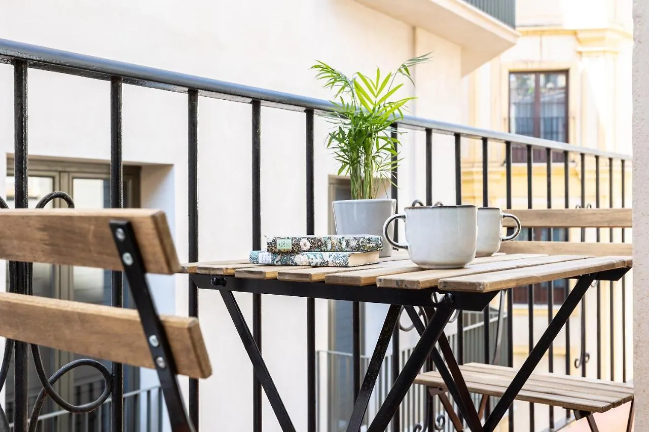 Pleasant Apartment In Malaga Center 2º 0*,